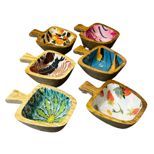 C:\Users\Microsoft\Desktop\mash venture\mash venture\Product Variety Details\Handcrafts Items\Heartful Catelog\Epoxy Handicrafts\HFC 5817.png