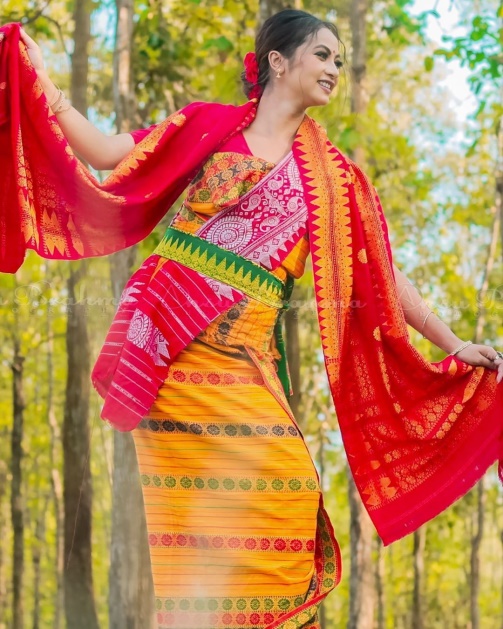 Pin on (Dokhona)traditional dress of Boros